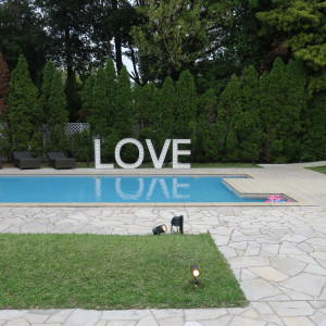 LOVEのオブジェ 夜は光ります|746328さんのアーセンティア迎賓館（柏）/テイクアンドギヴ・ニーズウェディングの写真(2426546)