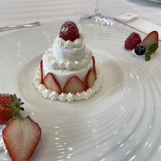 小さいケーキがすごく可愛かったです！