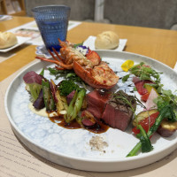 肉料理、エビの料理