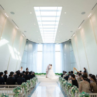 挙式会場にて誓いのキス