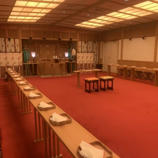 ロイヤルパークホテル