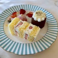 ショコラフランボワーズとウエディングケーキ