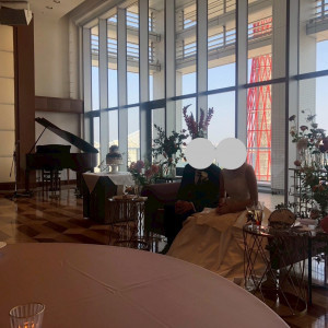 披露宴会場からもポートタワーが見えます|746720さんのノートルダム神戸/FIVESTAR WEDDINGの写真(2428942)
