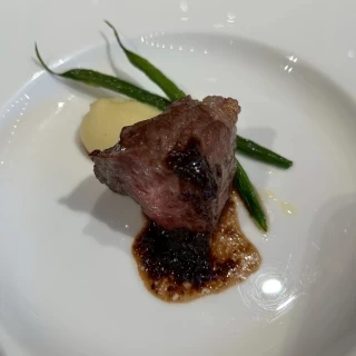 牛ステーキ