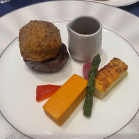 メインのステーキ
