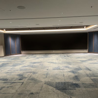 大人数向け披露宴会場(LED画面オフ)