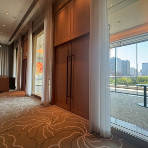 中人数向け披露宴会場の扉|747170さんのパレスホテル東京(PALACE HOTEL TOKYO)の写真(2434745)