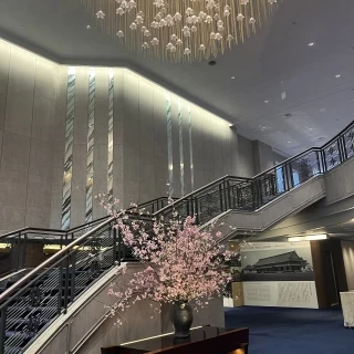 正面玄関階段