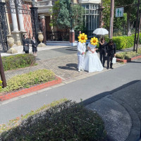 参列者を移動バスで送り出し
