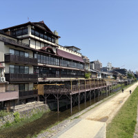 5月からは川床がでています。