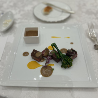 ハーフコースの試食で出していただいたメインのお肉。