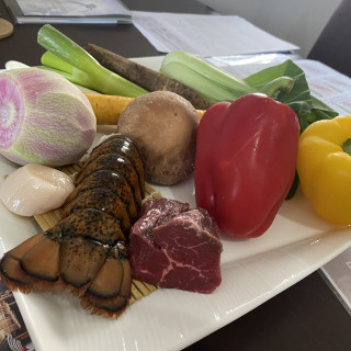 試食会で使われる食材
