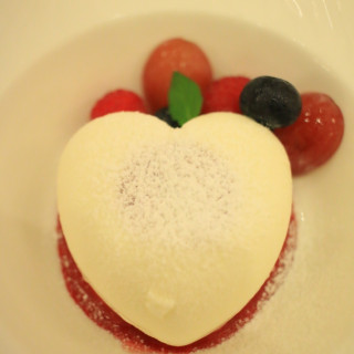 デザートのケーキ