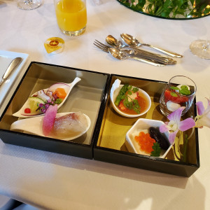 お二人の地元食材を使ったオリジナル前菜|747562さんの横浜迎賓館の写真(2433102)