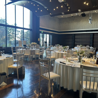 披露宴会場ではホワイトのテーブルクロスを使用しました