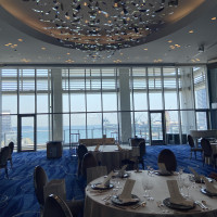 ブルーテイスト披露宴会場。