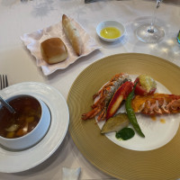 伊勢海老とスープ