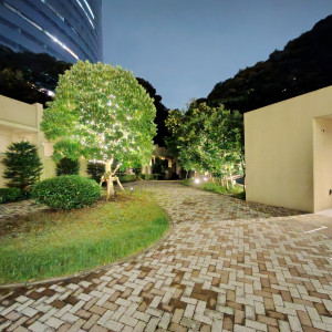 レストラン外の庭|747727さんのRISTORANTE“CANOVIANO”（リストランテ　カノビアーノ）（ホテル雅叙園東京内）の写真(2438818)