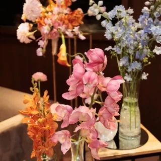 ソファ席横のお花