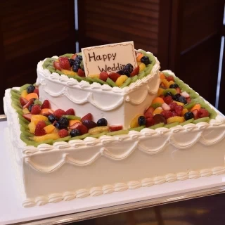 ウェディングケーキです。
