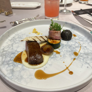 家族にも好評だったお肉料理|747952さんのVERT NOIR（ヴェールノアール）●BRASSグループの写真(2445838)
