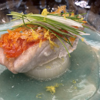 真鯛です。
鱗がパリパリしてて美味しかったです。