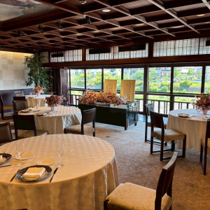 鴨川沿いの景色が見える和な雰囲気の会場でした。|748086さんのFUNATSURU KYOTO KAMOGAWA RESORT（登録有形文化財）の写真(2436349)