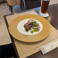 香りにこだわったシェフの最高の料理！