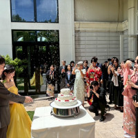 ガーデンでのケーキ入刀