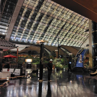 雅叙園一階のロビー、夜の様子