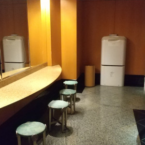 地下の挙式会場近くのお手洗い|748252さんの横浜ベイホテル東急の写真(2457243)