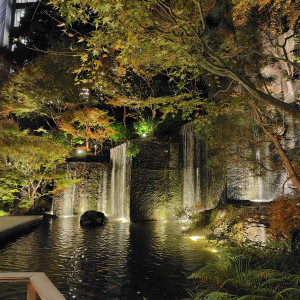 滝のある中庭|748252さんのホテル雅叙園東京の写真(2456508)