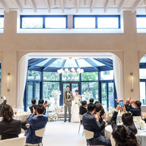 披露宴：新郎新婦入場|748293さんのニーズ青山 by T&G WEDDING (旧 青山迎賓館)の写真(2441448)