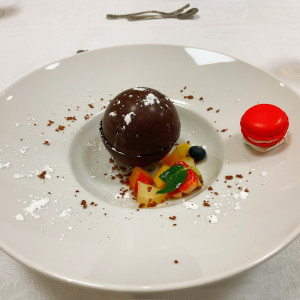 温めたチョコレートを目の前でかける演出がありました|748319さんのアルフォンソ ロイヤルチェスター前橋（ALFONSO ROYAL CHESTER MAEBASHI）の写真(2437583)