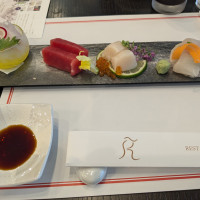お刺身とても美味しかったです。