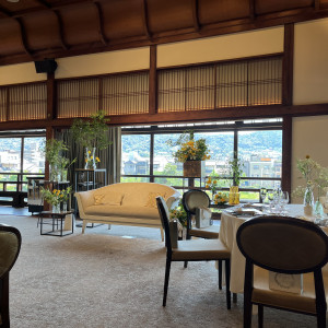 大規模披露宴会場の前列側の景色|748463さんのFUNATSURU KYOTO KAMOGAWA RESORT（登録有形文化財）の写真(2438024)