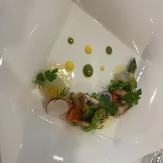 中ランクの前菜