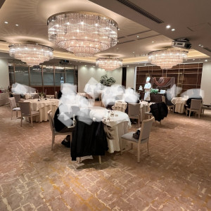 少人数向けの披露宴会場。フランベショーが見れます。|748574さんのザ・ロイヤルダイナスティ大宮（THE ROYAL DYNASTY OMIYA）の写真(2438943)