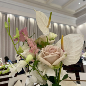 テーブル装花です。|748589さんのベイサイド迎賓館（静岡）/テイクアンドギヴ・ニーズウェディングの写真(2439040)