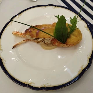 伊勢海老のグラタン
