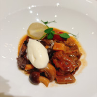 ソースとキノコがお肉に合うね