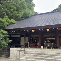 手を合わせる奥で挙式できる素晴らしさを語りまくりたい