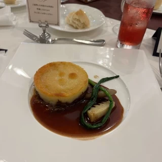 メインのお肉料理