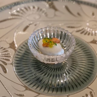 アミューズ