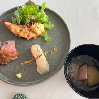 お箸で食べられるメニューが良い