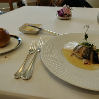 フランスパンとバター