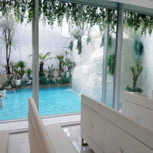 チャペルから噴水が見える|748965さんのル・センティフォーリア大阪(クラウディアホールディングスグループ)の写真(2535491)