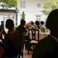 チャペル　お辞儀