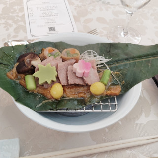 ハーフコース（和食）の朴葉焼き