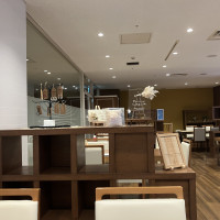 打ち合わせ会場、広いしきれいです。